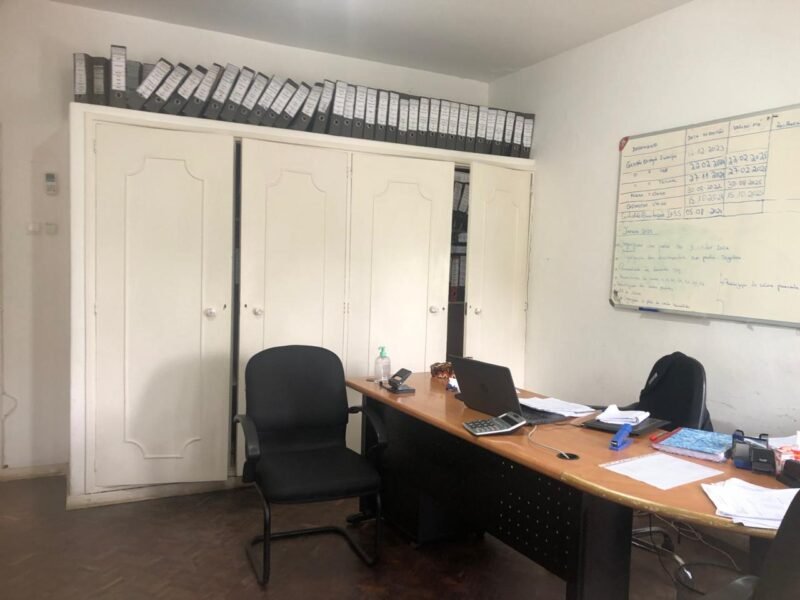 Casa Tipo 4 a venda