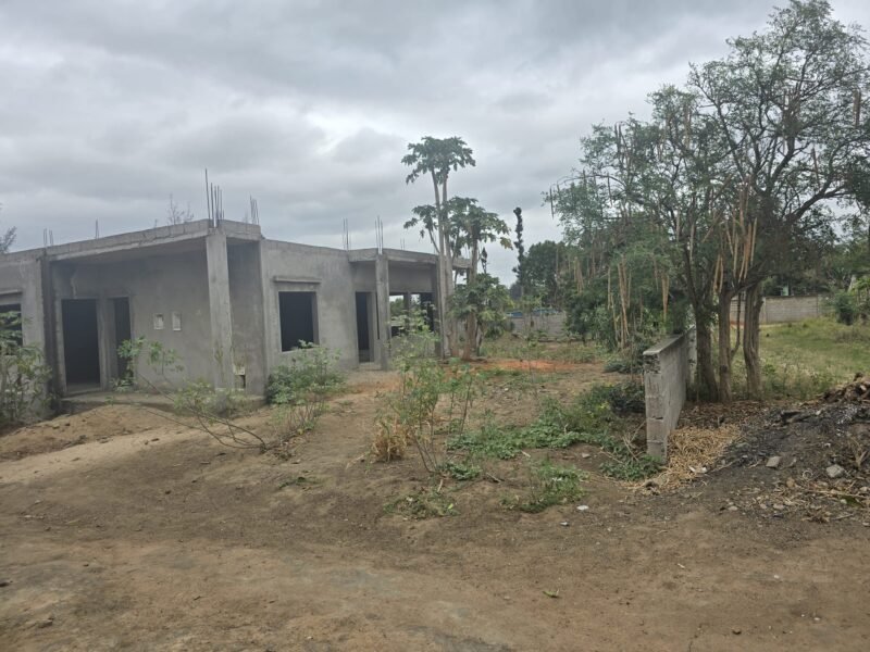 Casa tipo 3 Inacaba a venda, Belo Horizonte